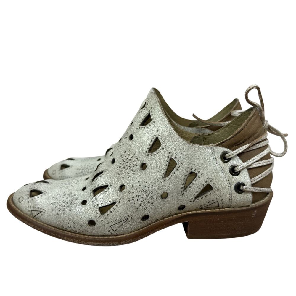 Musse & Cloud Anthropologie Coolise Leather Bootie Size 7 Cut Out Lace Up Heel